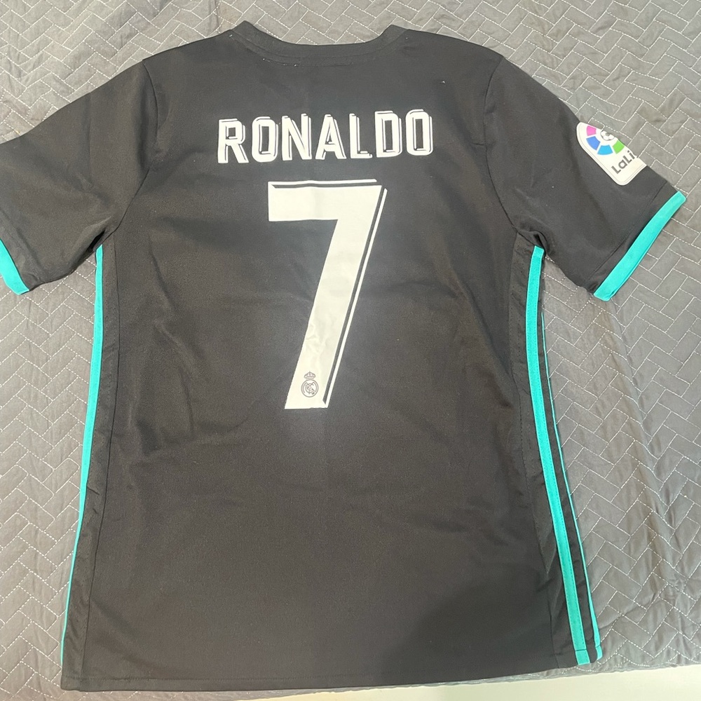 Real Madrid Ronaldo Jersey. Like new. Clean